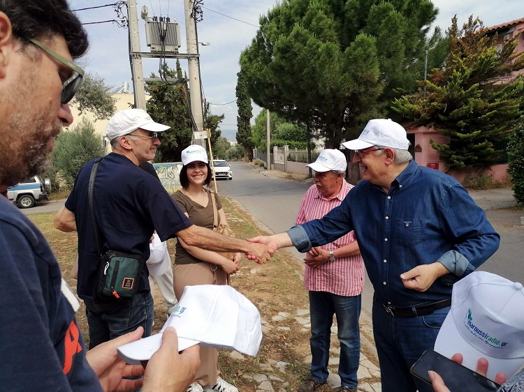 Μαρούσι:  Με τη συμμετοχή του Δημάρχου κατοίκων και νέων από το πρόγραμμα Erasmus φύτεψαν πάρκα στο Νέο Μαρούσι