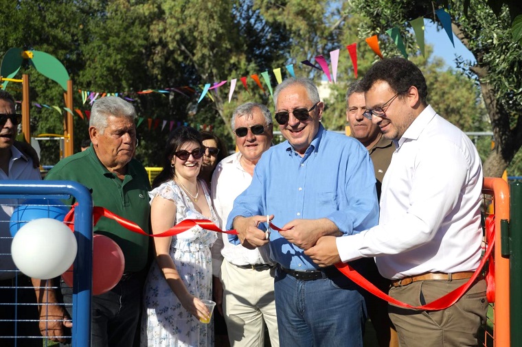 Μαρούσι:  Ο Δήμαρχος Αμαρουσίου εγκαινίασε την ανακατασκευασμένη Παιδική Χαρά (Λακωνίας και Χαράς) στο Ψαλίδι
