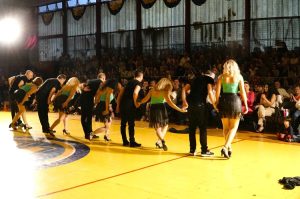 Μαρούσι: Εκπληκτική η παράσταση των τμημάτων Ευρωπαϊκών και Ελληνικών Παραδοσιακών Χορών με 150 συμμετοχές