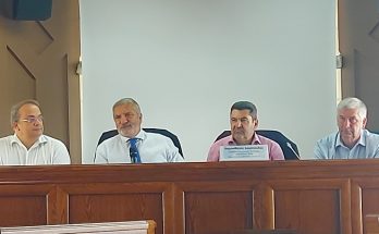 ΚΕΔΕ: Στη συνεδρίαση της Επιτροπής Πολιτικής Προστασίας της ΚΕΔΕ στο Δημαρχείο Βούλας συμμετείχε ο Β. Σιώμος