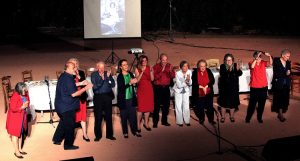 Χαλάνδρι: Η θεατρική ομάδα των ΚΑΠΗ Χαλανδρίου κέρδισε το πιο ζεστό μας χειροκρότημα