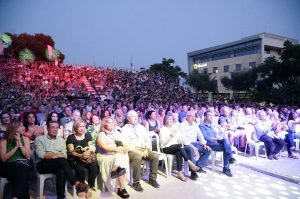 Μαρούσι: Μεγαλειώδης η Συναυλία με Νίκο Πορτοκάλογλου και Ρένα Μόρφη στο Μαρούσι παρουσία του Δημάρχου