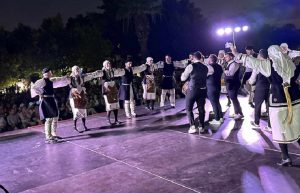 Μεταμόρφωση: Πλήθος κόσμου στο 2ο Φεστιβάλ Παραδοσιακών Χορών