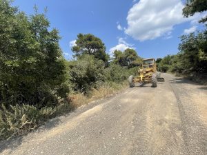 ΣΠΑΠ : Συνεχίζει με αμείωτους και εντατικούς ρυθμούς  τις εργασίες συντήρησης δασικών δρόμων στο Πεντελικό