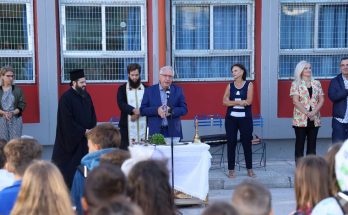 Μαρούσι : Κοντά στα παιδιά ο Δήμαρχος στο πρώτο κουδούνι για τη νέα χρονιά