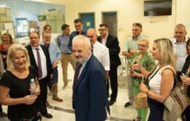 Μαρούσι:  Επίσκεψη υποψηφίου Δημάρχου Τάσου Γιαννακόπουλου σε Υπηρεσίες και Δομές του Δήμου