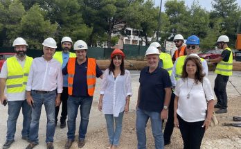 Πεντέλη: «Έργο υπογείωσης των καλωδίων» Αφαιρέθηκαν σήμερα οι πρώτες κολώνες επί της Λεωφόρου Πεντέλης στο Μορτερό