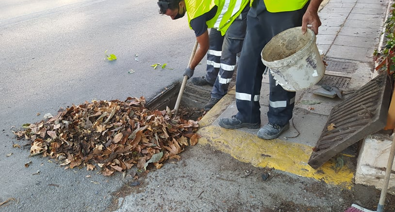 Ν. Ιωνία: Ο Δήμος εφαρμόζει τις διατάξεις της Πολιτικής Προστασίας με καθαρισμό των φρεατίων