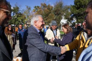 Μαρούσι:  Στη γιορτή υιοθεσίας αδέσποτων ζώων  συμμετείχε ο Δήμαρχος
