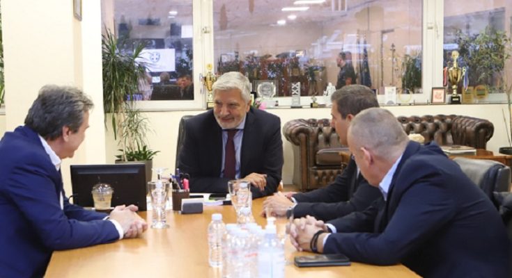Περιφέρεια Αττικής: Συνάντηση του Περιφερειάρχη με αντιπροσωπεία του  προεδρείου της Ένωσης Αξιωματικών Ελληνικής Αστυνομίας Αττικής (ΕΝ.ΑΞΙ.Α.)