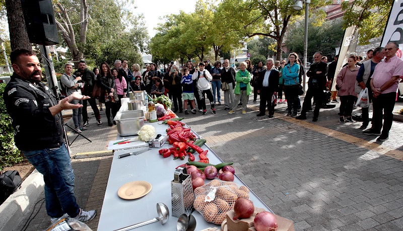 Χαλάνδρι: «Ευρωπαϊκή εβδομάδα μείωσης αποβλήτων» Εκδήλωση μαγειρικής, Zero Waste Cooking, στην κεντρική πλατεία