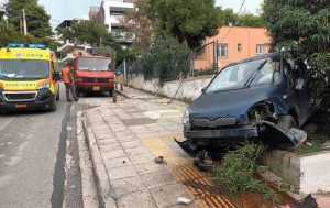 Βριλήσσια: Τροχαίο ατύχημα στα Άνω Βριλήσσια χωρίς σοβαρό τραυματισμό του οδηγού