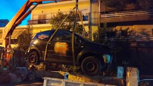 Λυκόβρυσης Πεύκης:  Συνεχίζεται η περισυλλογή εγκαταλελειμμένων οχημάτων από τον Δήμο