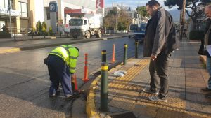 Βριλήσσια: Κολωνάκια για αποτροπή της παράνομης στάθμευσης σε κεντρικά σημεία