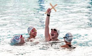 Χαλάνδρι: Στο Δημοτικό Κολυμβητήριο «Ν. Πέρκιζας» γιορτάστηκαν τα Θεοφάνια παρουσία του δημάρχου