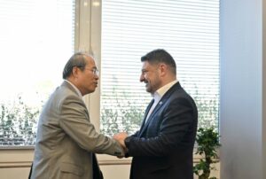 Περιφέρεια Αττικής: Συνάντηση εργασίας του Περιφερειάρχη με τον πρέσβη της Λαϊκής Δημοκρατίας της Κίνας στην Ελλάδα