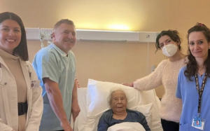 Γυναίκα 100 ετών υποβλήθηκε με επιτυχία σε καρδιολογική επέμβαση στο Ερρίκος Ντυνάν