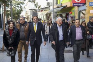 Μαρούσι: Επίσκεψη του Δημάρχου Αμαρουσίου στο Εμπορικό Κέντρο της πόλης την Παραμονή της Πρωτοχρονιάς