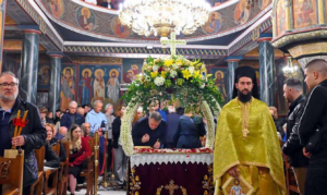 Ηράκλειο Αττικής: Σε κλήμα κατάνυξης η Ακολουθία του Επιταφίου στον Ιερό Ναό της Αγίας Τριάδος