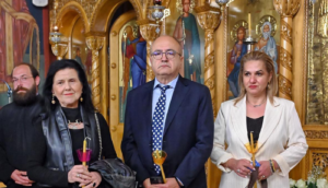 Ηράκλειο Αττικής: Σε κλήμα κατάνυξης η Ακολουθία του Επιταφίου στον Ιερό Ναό της Αγίας Τριάδος