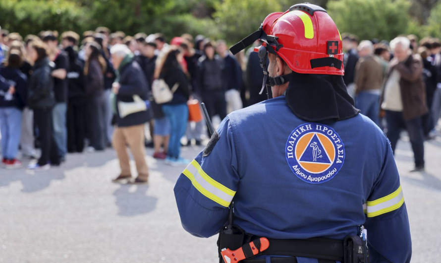 Μαρούσι: Άσκηση Πυρασφάλειας και Προληπτικής Απομάκρυνσης Μαθητών και Πολιτών στο Δάσος Συγγρού