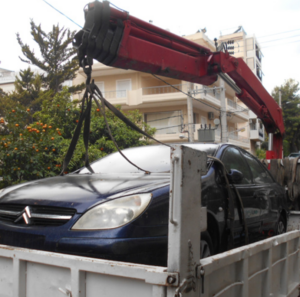 Λυκόβρυση Πεύκη: Ακόμη 6 εγκαταλελειμμένα οχήματα απομακρύνθηκαν από τον Δήμο