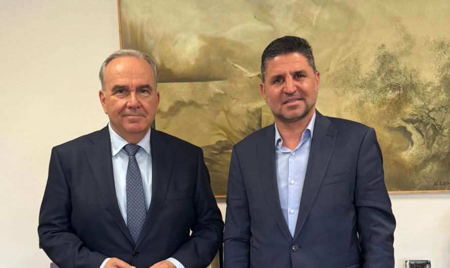 Αγία Παρασκευή: Συνάντηση του Δημάρχου με τον Αν. Υπουργό Εθνικής Οικονομίας και Οικονομικών