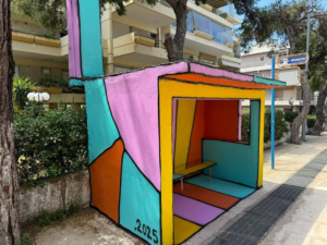 Βριλήσσια: Ο Δήμος συνεργάστηκε με καλλιτέχνες της πόλης - Εθελοντικά μεταμόρφωσαν τσιμεντένιους δημόσιους χώρους σε έργα τέχνης