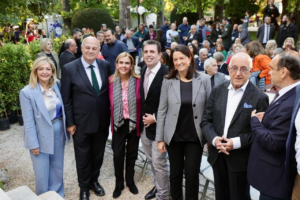 Κηφισιά: «71η Ανθοκομική Έκθεση» Λαμπερά τα εγκαίνια της Ανθοκομικής στο ιστορικό Άλσος Κηφισιάς