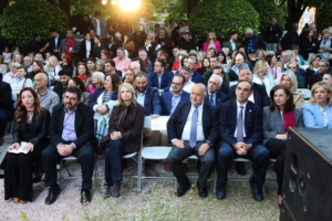 Κηφισιά: «71η Ανθοκομική Έκθεση» Λαμπερά τα εγκαίνια της Ανθοκομικής στο ιστορικό Άλσος Κηφισιάς