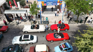 Κηφισιά: 19ος Γύρος Κηφισιάς – ΦΙΛΠΑ «Αντίκες και Λουλούδια - Ιωάννης Λαδάκης»