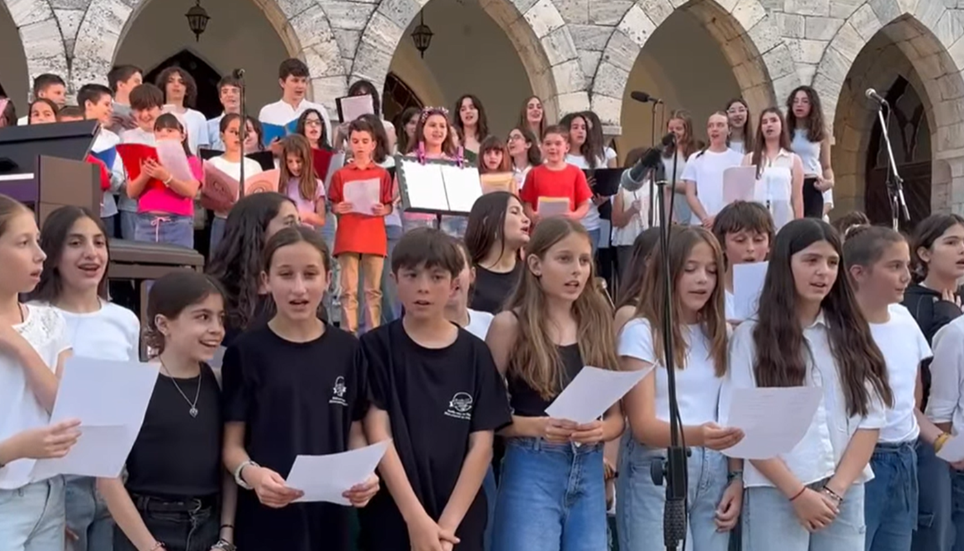 Πεντέλη: Μαγική μουσική βραδιά στο «9ο Αντάμωμα Σχολικών Χορωδιών» στο κατάμεστο Μέγαρο Δουκίσσης Πλακεντίας