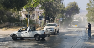 Από θέμα τύχης  δεν είχαμε κάποιο  τραυματισμό ή κάποιο ατύχημα αφού ο δρόμος είναι πολυσύχναστος και την ώρα του συμβάντος είχε αρκετά μεγάλη κυκλοφορία. 