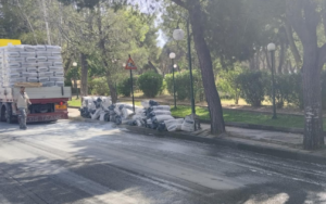 Από θέμα τύχης δεν είχαμε κάποιο τραυματισμό ή κάποιο ατύχημα αφού ο δρόμος είναι πολυσύχναστος και την ώρα του συμβάντος είχε αρκετά μεγάλη κυκλοφορία. Από θέμα τύχης δεν είχαμε κάποιο τραυματισμό ή κάποιο ατύχημα αφού ο δρόμος είναι πολυσύχναστος και την ώρα του συμβάντος είχε αρκετά μεγάλη κυκλοφορία.