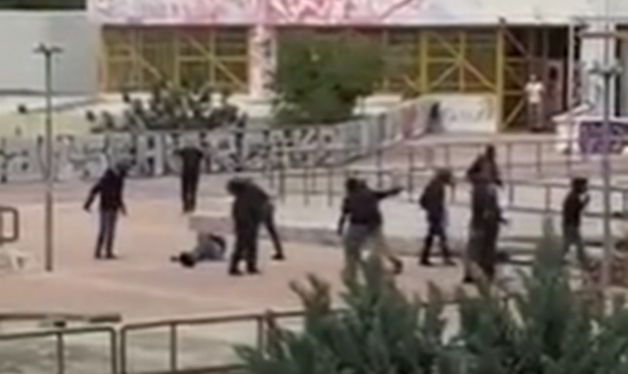 Ζωγράφου: Άγριο ξύλο ανάμεσα σε δύο ομάδες κουκουλοφόρων το μεσημέρι στην Πολυτεχνειούπολη