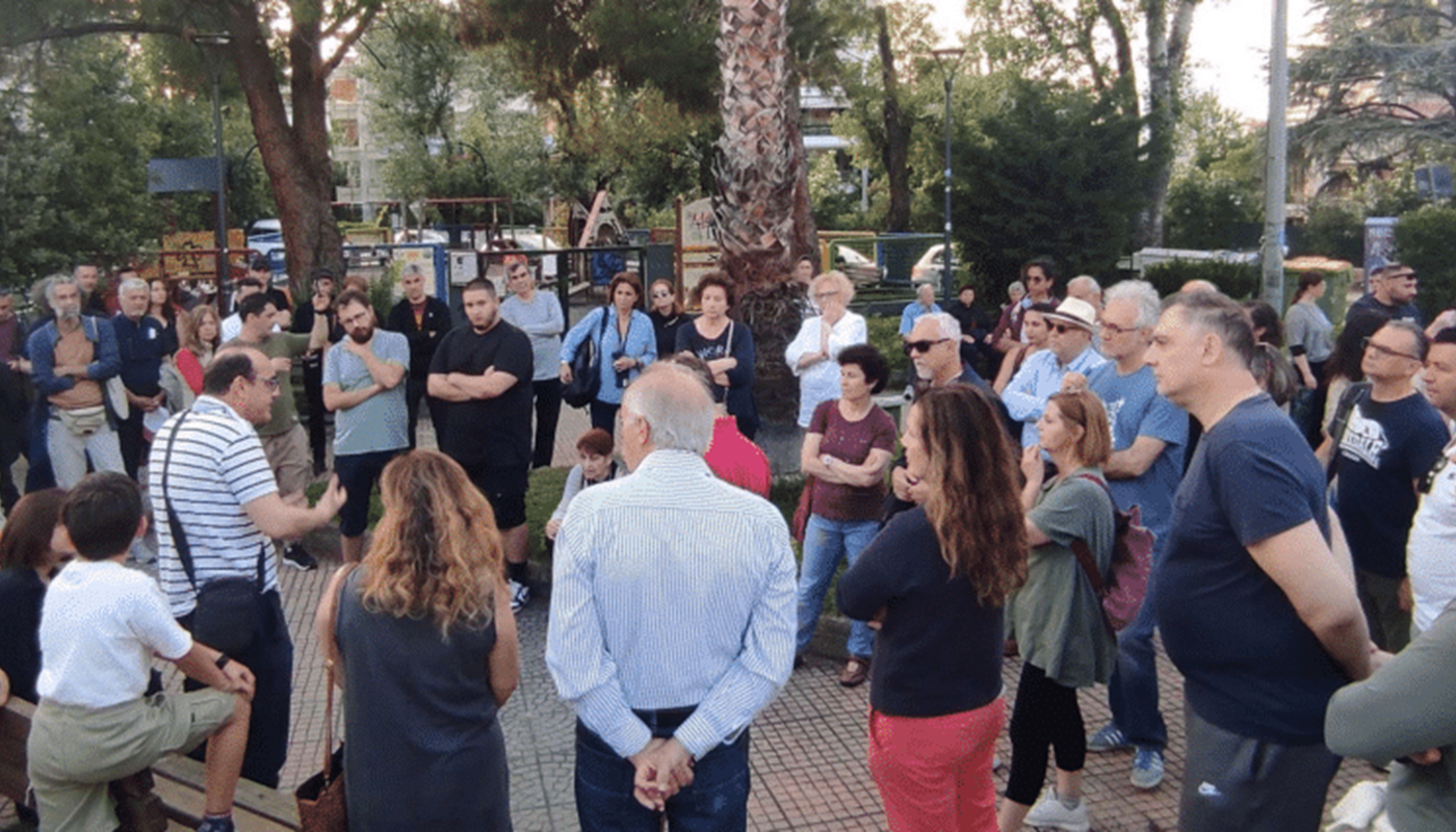 Αγία Παρασκευή: Συγκέντρωση στο Δημοτικό Συμβούλιο για το πάρκο Ψαρών και Αγ. Τριάδος διεκδικώντας να παραμείνει ελεύθερος χώρος
