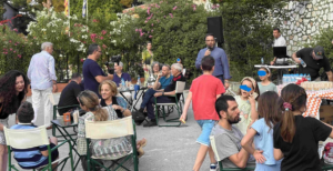 Στην εκδήλωση παραβρέθηκε  μεγάλο πλήθος επισκεπτών, οι οποίοι θαύμασαν τα έργα όλων των Παιδικών Τμημάτων των Εργαστηρίων Τέχνης που έλαβε χώρα με μεγάλη επιτυχία.