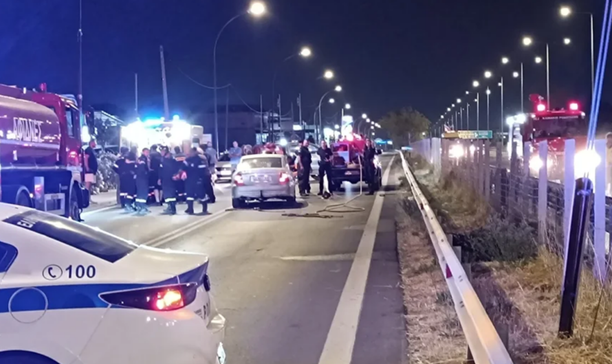 Παρασύρθηκε από αυτοκίνητο εθελόντρια πυροσβέστης την ώρα κατάσβεσης οχήματος στην Εθνική οδό Αθηνών- Λαμίας