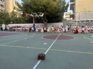Ηράκλειο Αττικής: Μαγική βραδιά στο 13ο Δημοτικό Σχολείο στην Καναπίτσα Ηράκλειο Αττικής: Μαγική βραδιά στο 13ο Δημοτικό Σχολείο στην Καναπίτσα