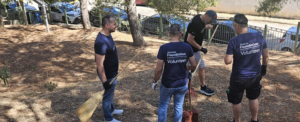 Ηράκλειο Αττικής:  Συμμαχία Δήμου και AbbVie για τον εθελοντικό καθαρισμό πάρκων της πόλης σε μια κίνηση ουσίας και συμβολισμού