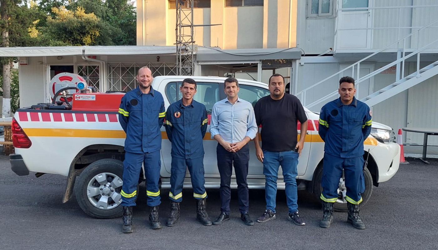 Κηφισιά: Επιχειρησιακά «ετοιμοπόλεμο» το νέο πυροσβεστικό όχημα από τον Δήμο στους εθελοντές της Ο.Ε.Δ.Δ. – Εκάλη 2000