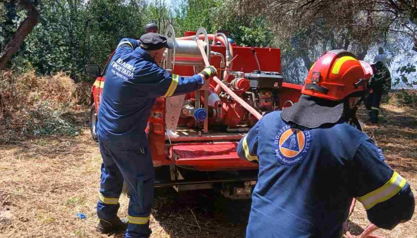 Χαλάνδρι: Πυρκαγιά το μεσημέρι σε οικόπεδο χώρο στο Κάτω Χαλάνδρι