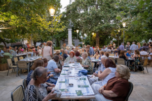 Μαρούσι: Εκπροσώπηση του Δήμου Αμαρουσίου στην ετήσια καλοκαιρινή εκδήλωση του Συλλόγου Αθμονέων Μαρούσι: Εκπροσώπηση του Δήμου Αμαρουσίου στην ετήσια καλοκαιρινή εκδήλωση του Συλλόγου Αθμονέων