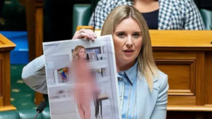 Νέα Ζηλανδία: Βουλευτής της έδειξε την Deepfake γυμνή φωτογραφία της στο Κοινοβούλιο