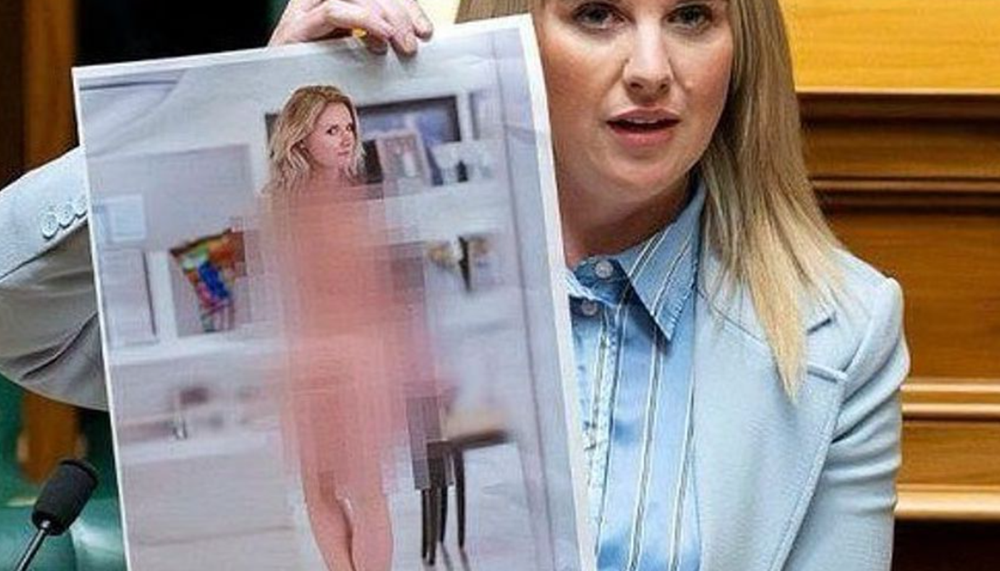 Νέα Ζηλανδία: Βουλευτής της έδειξε την Deepfake γυμνή φωτογραφία της στο Κοινοβούλιο