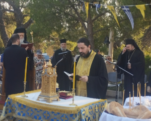 Πεντέλη: Με θρησκευτική κατάνυξη τελέστηκε ο εορτασμός της Αγίας Τριάδος στην Δ.Κ Πεντέλης