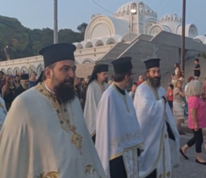 Πεντέλη: Με θρησκευτική κατάνυξη τελέστηκε ο εορτασμός της Αγίας Τριάδος στην Δ.Κ Πεντέλης