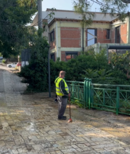 Πεντέλη: Καθημερινή «μάχη» με την καθαριότητα στην Δ.Κ Νέας Πεντέλης Πεντέλη: Καθημερινή «μάχη» με την καθαριότητα στην Δ.Κ Νέας Πεντέλης