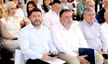 Περιφέρεια Αττικής: Η Περιφέρεια και ο ΕΔΣΝΑ ενισχύουν την Τοπική Αυτοδιοίκηση με νέα ευέλικτα οχήματα για την περισυλλογή σκουπιδιών