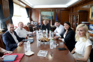 Περιφέρεια Αττικής:  Επίσκεψη του Περιφερειάρχη στον Πειραιά - Συνάντηση εργασίας με τον Δήμαρχο